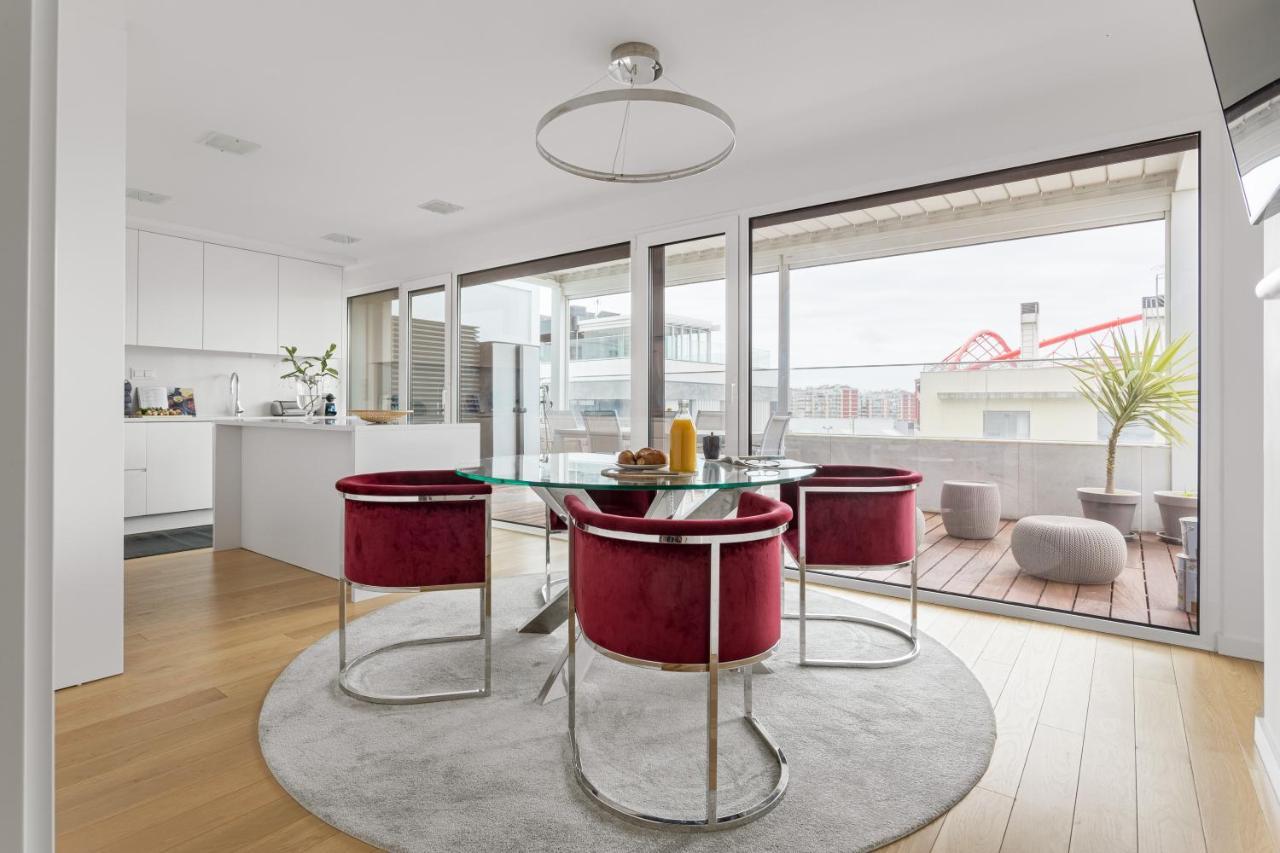 Modern 3br With Terrace In Benfica By Host For Us Apartamento *